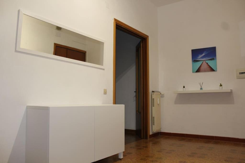 Spazioso Appartamento Castel di Leva Exterior foto