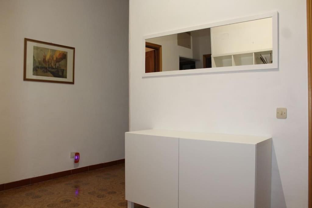 Spazioso Appartamento Castel di Leva Exterior foto